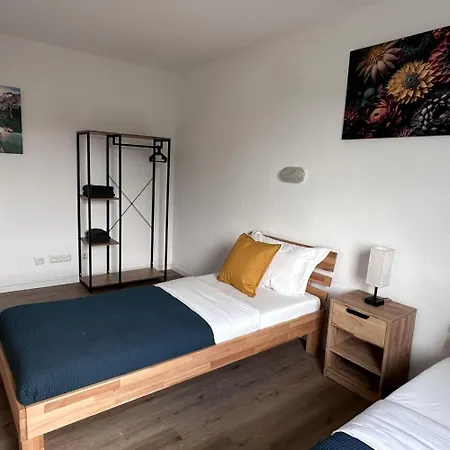 Apartmán Large Group Apartments - Single Beds - Free Parking - Near Duesseldorf Airport *