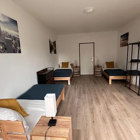 Apartmán Large Group Apartments - Single Beds - Free Parking - Near Duesseldorf Airport *