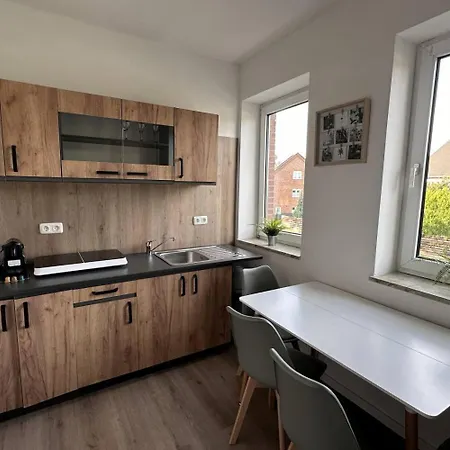 Apartmán Large Group Apartments - Single Beds - Free Parking - Near Duesseldorf Airport