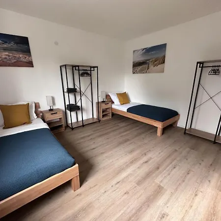 Apartmán Large Group Apartments - Single Beds - Free Parking - Near Duesseldorf Airport