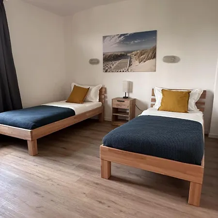 Appartement Large Group Apartments - Single Beds - Free Parking - Near Duesseldorf Airport *